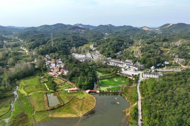 豫见两山 绿色答卷丨生态之旅——打卡“‘豫南明珠’南湾水库”