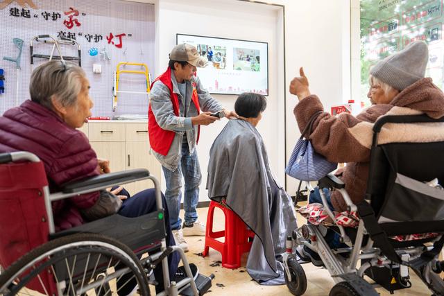 习近平总书记引领中国经济收官“十四五”擘画新蓝图