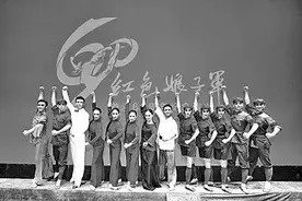 【艺术】中国芭蕾史上的标杆之作——纪念中央芭蕾舞团经典舞剧《红色娘子军》首演60周年图片