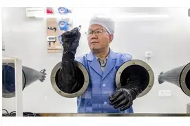 领导月壤研究 嫦娥六号任务工程副总设计师李春来入选2024年度《自然》十大人物图片