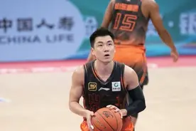 山东高速VS辽宁本钢 山东男篮全力冲击四连胜图片