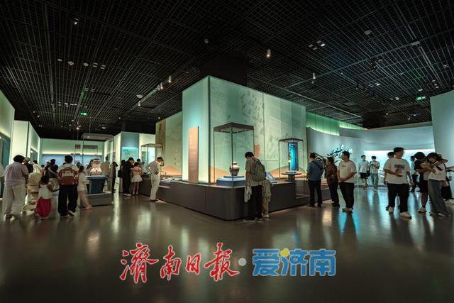 一年四季 泉在济南丨走进“一城山色半城湖”特展，探寻济南历史文化脉络