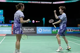 （体育）羽毛球——马来西亚公开赛： 贾一凡/张殊贤晋级女双决赛(3)图片