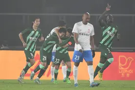 1:2不敌升班马青岛西海岸，浙江队遭遇中超赛季首败图片