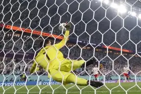 欧冠|巴萨5：4险胜提前晋级16强，球队最大的短板还是门将图片