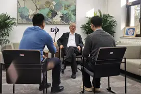 追求数学的至真至美——访国际著名数学家丘成桐图片