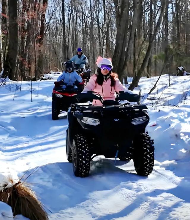 就在明天！解锁安图冰雪王炸玩法→