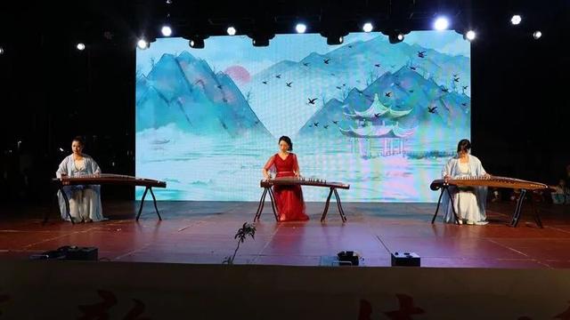 【网络中国节·重阳】岳西县举办2025年重阳节文艺演出活动