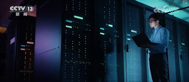 撸猫、喂养、夹豆腐，不在话下！人形机器人应用场景遍地开花 催生消费新业态