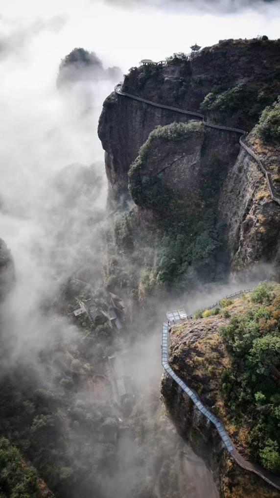 捧全球大奖、迎83万客流 雁荡山：亿年奇山的“逆袭”与“焕新”之道