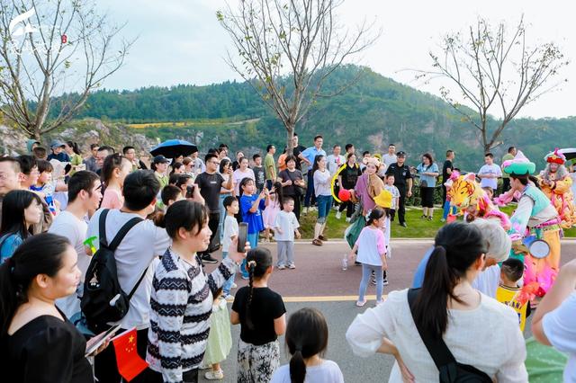 武汉近郊游新体验！江夏灵山国庆奇幻艺术季活动火爆出圈