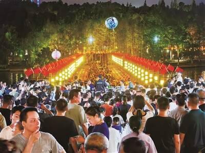 金彩聚焦|国庆中秋八天乐 村镇旅游唱主角