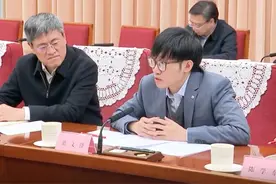 DeepSeek创始人，一个“技术理想主义者”图片