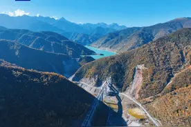 四川九绵高速公路九寨沟至绵阳段厄哩寨隧道双幅贯通图片