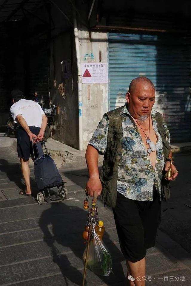 药帮巷深处，藏着武汉唯一的康熙青石路