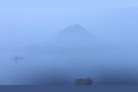 云雾绕山间 华山冬日美图片