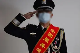 卧底贩毒集团，他只给自己一支烟的打盹时间图片