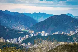 并村后，村民办事跑路远了怎么办？图片