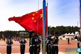 广州市白云工商技师学院国旗护卫队获广东省技工院校国旗护卫队比赛三等奖图片