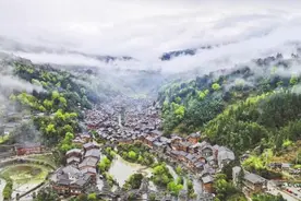 打“飞的”看美景、撸世界名犬，优惠政策超惊喜…… 黔东南解锁冬季新玩法！图片