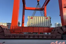 2025春运进行时丨核心设备专列抵达西藏 助力“电力天路”建设图片
