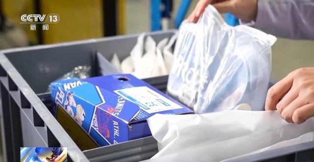 快递迎来“小时达”时代！你的“身边仓”接单了