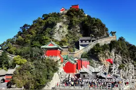 国庆假期武当山文旅商新业态成绩“亮眼”图片
