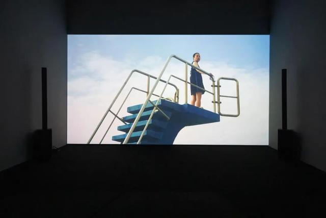 去大西洋，一直游到艺术的丰饶之海