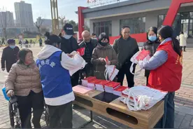 “宪”在行动“法”入人心——城关街道积极开展“国家宪法日”宣传活动图片