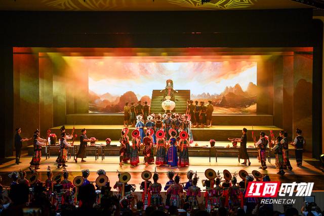 遇见福地怀化③丨51个民族以舞“拥你入怀” 邂逅一窗至纯人间