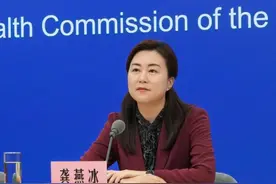 中医专家：网红养生法“晒后背”，符合中医冬病夏治的理论图片