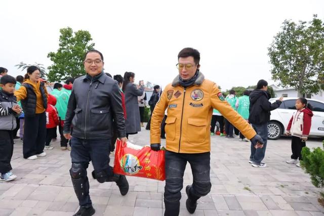 2025年日照摩旅嘉年华成功举办