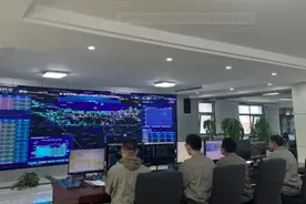 您家暖气热了吗？泰山城区开启“供暖模式” ，首日达标供热，用户家中暖意十足图片