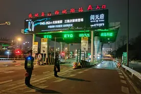 国道318甘孜段临时交通管制 绕行线路看这里图片