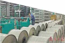 首个千亿级产业如何当好龙头图片