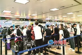 暑运厦门口岸出入境大客流启幕，首周出入境旅客达9万余人次图片
