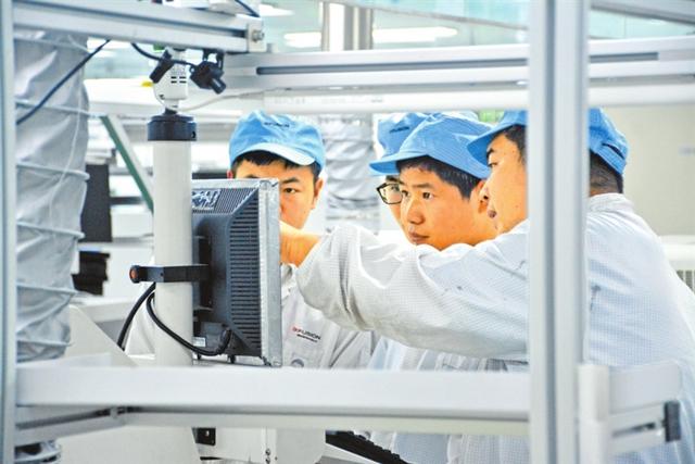 河南AI战场：甲骨文大模型 算力独角兽 脑机接口