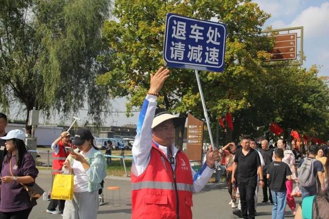 净月潭 很“红”