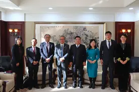 住友商事株式会社代表团访问大工并签署交换留学生奖学金协议图片