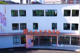 家门口的零工市场正式启用，有人现场就找好了工作图片