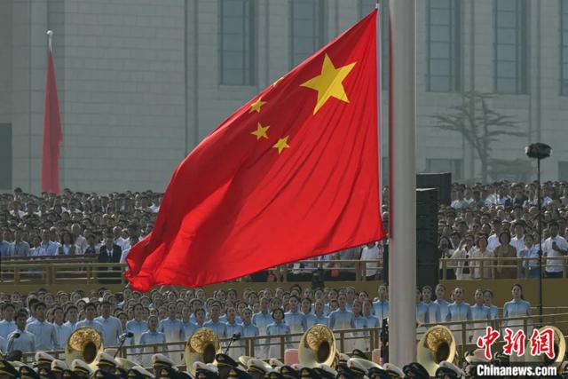 法新社镜头下的中国阅兵