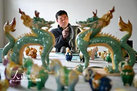 河南洛阳：唐三彩文创赋能乡村振兴图片