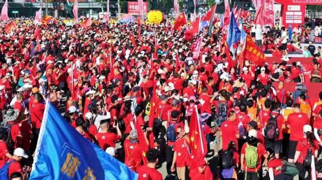 万人抢报！泰山登山节倒计时 泰城市民、游客共盼盛会