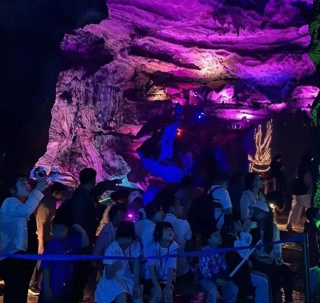 假期过半将乐文旅热度依旧，后半程精彩等你来打卡！