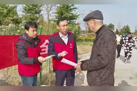 威海南海新区：志愿者进村居 安全知识送上门图片