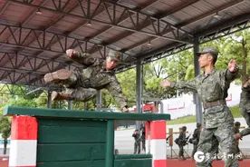 【高清组图】武警贵阳支队开展实战化训练图片