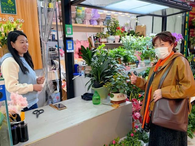 淘宝、赏花、观鱼，周末共康古玩街约起？