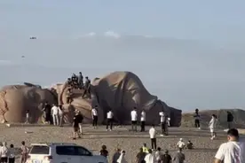 文化杂谈|暑假旅游热火朝天，别让野蛮“打卡”煞风景图片