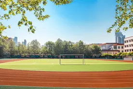 广东佛山回应学校暑期值班：安排中层以上行政领导，不得安排一线教师图片