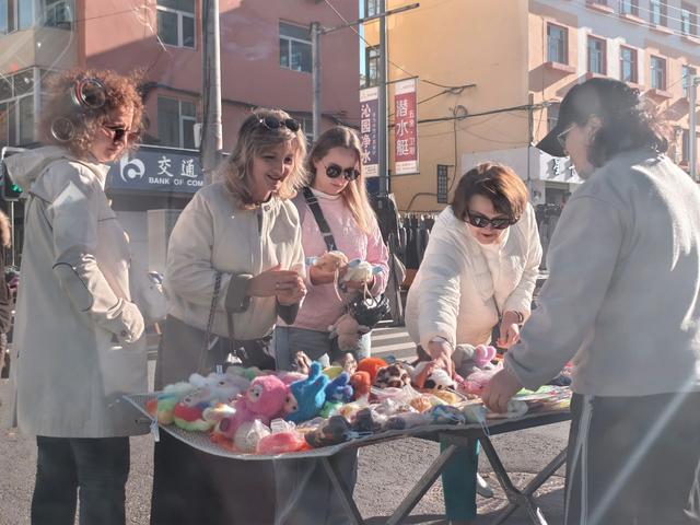 边境爱情：“渴望是真的，困难也是真的”